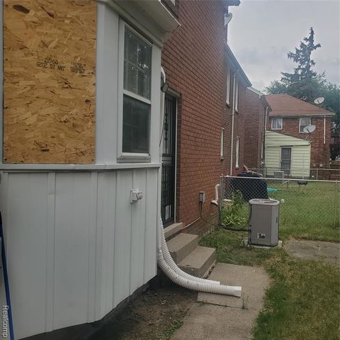 18918 Hartwell Street, Detroit, MI 48235