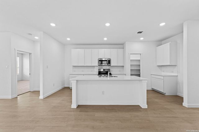 4642 Legacy Trail, Von Ormy, TX 78073