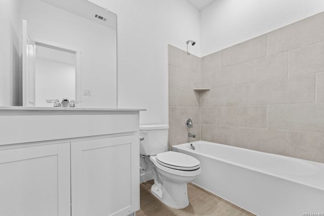 4642 Legacy Trail, Von Ormy, TX 78073