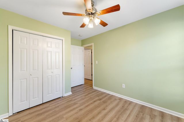 10 Susan Drive, Piedmont, SC 29673