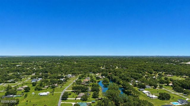 220 Country Circle Drive W, Port Orange, FL 32128
