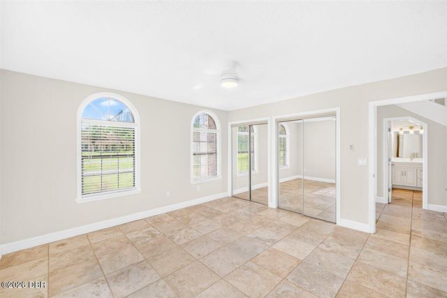 220 Country Circle Drive W, Port Orange, FL 32128