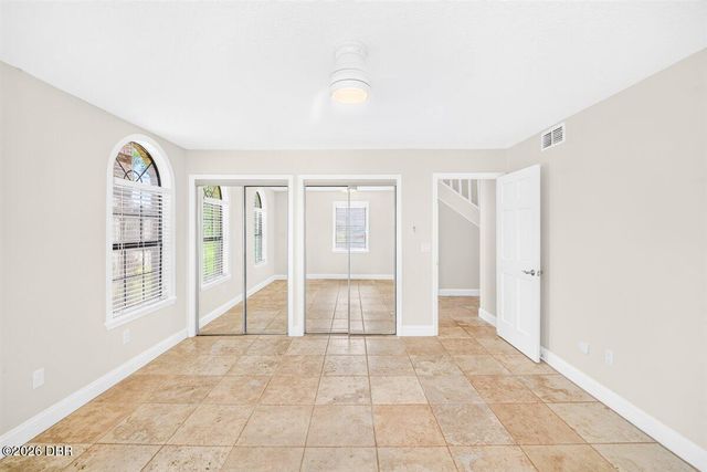 220 Country Circle Drive W, Port Orange, FL 32128
