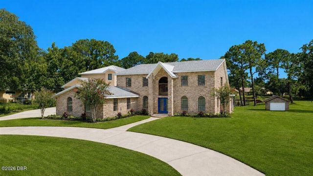 220 Country Circle Drive W, Port Orange, FL 32128