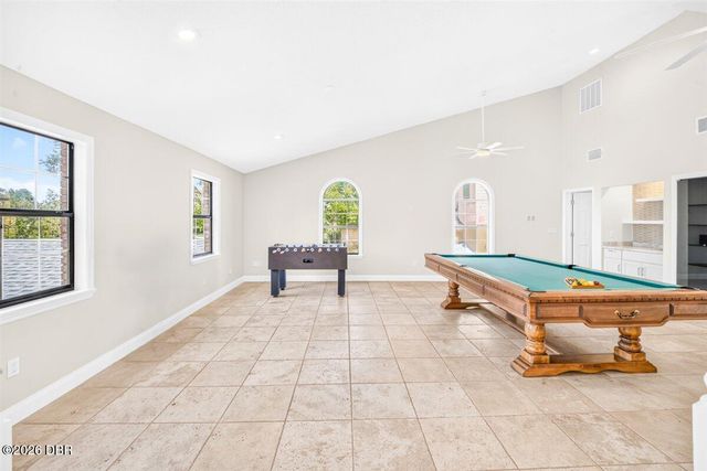220 Country Circle Drive W, Port Orange, FL 32128