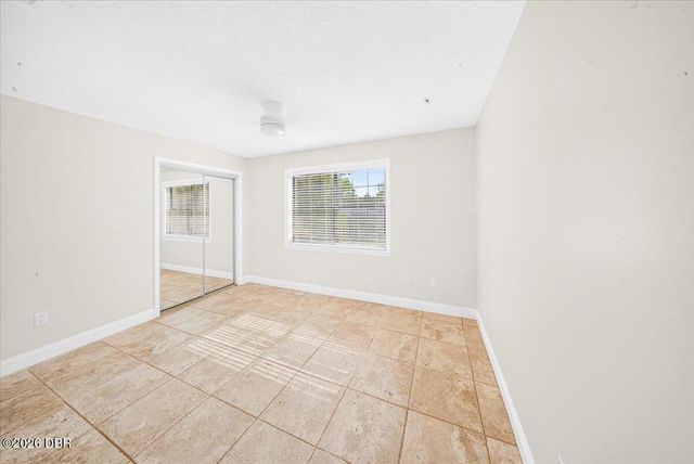 220 Country Circle Drive W, Port Orange, FL 32128