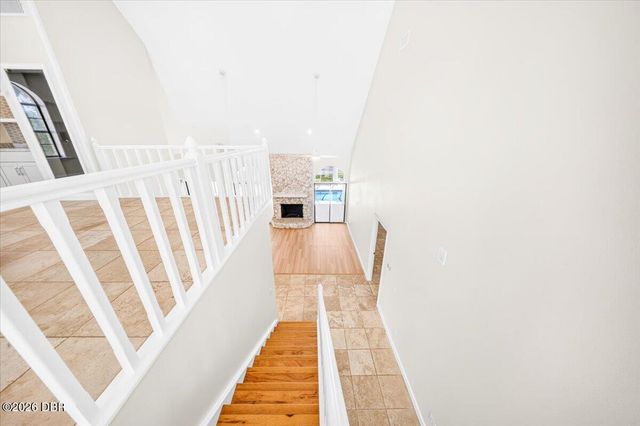 220 Country Circle Drive W, Port Orange, FL 32128