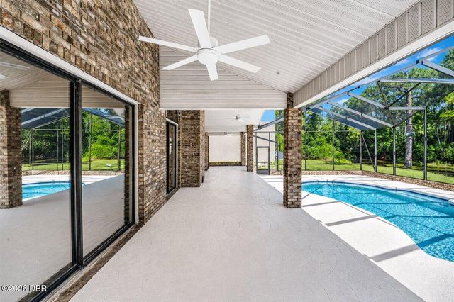 220 Country Circle Drive W, Port Orange, FL 32128