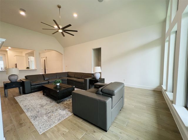 1929 Paxton Pass, Mckinney, TX 75071