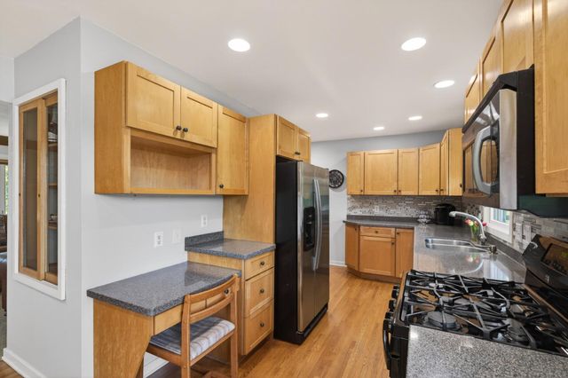 2133 62nd Street E, Inver Grove Heights, MN 55077