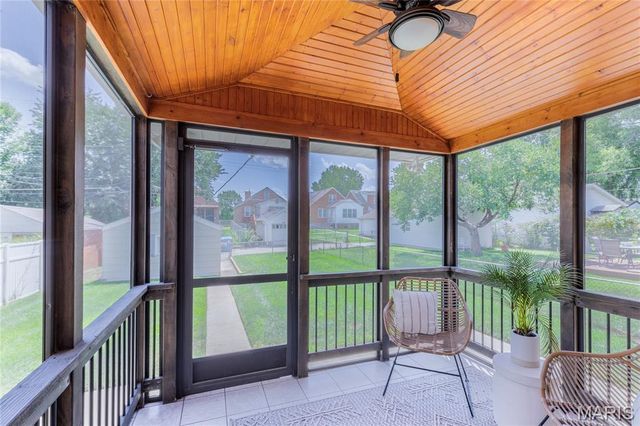 6558 Oleatha Avenue, St Louis, MO 63139