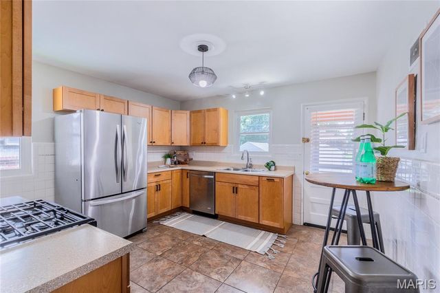 6558 Oleatha Avenue, St Louis, MO 63139