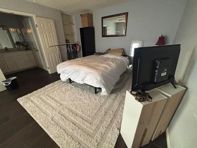 31 Hideaway Drive, Friendswood, TX 77546