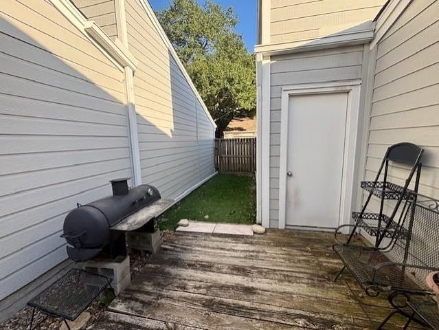 31 Hideaway Drive, Friendswood, TX 77546