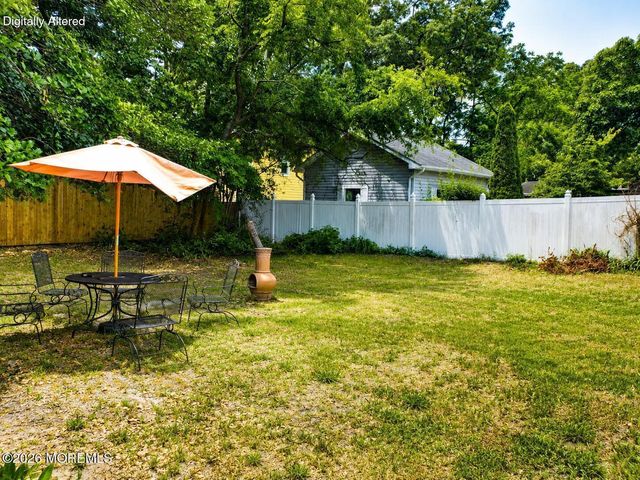 164 Summit Avenue, Island Heights, NJ 08732