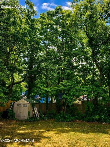 164 Summit Avenue, Island Heights, NJ 08732