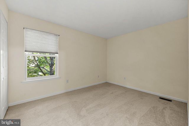 125 WOODBERRY DR, Egg Harbor Township, NJ 08234