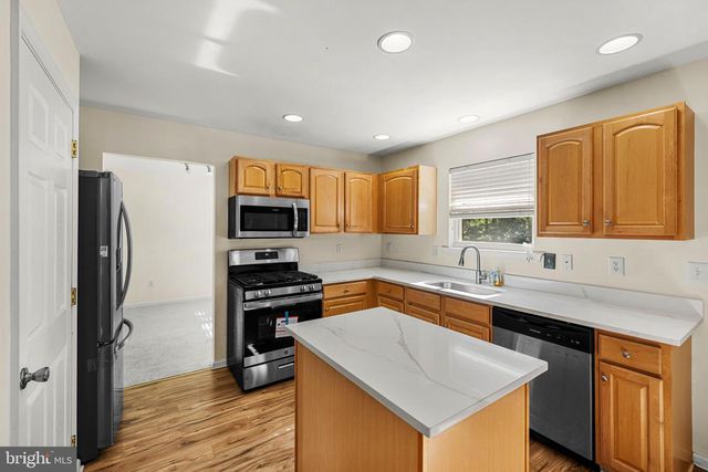 125 WOODBERRY DR, Egg Harbor Township, NJ 08234