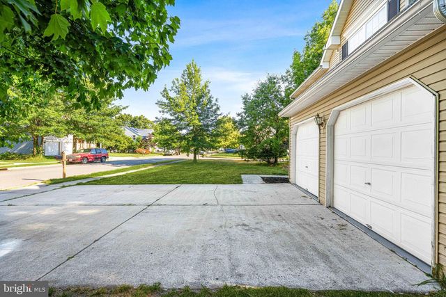 125 WOODBERRY DR, Egg Harbor Township, NJ 08234