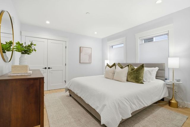 82 Willow Ave 1, Somerville, MA 02144