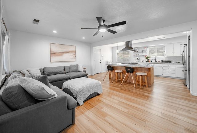 716 Willis Avenue, Madera, CA 93637