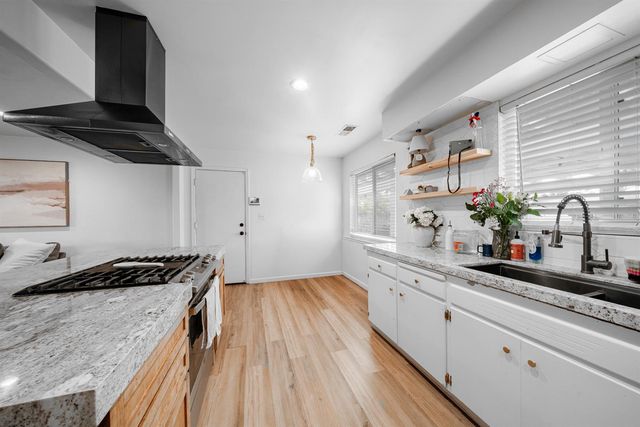 716 Willis Avenue, Madera, CA 93637