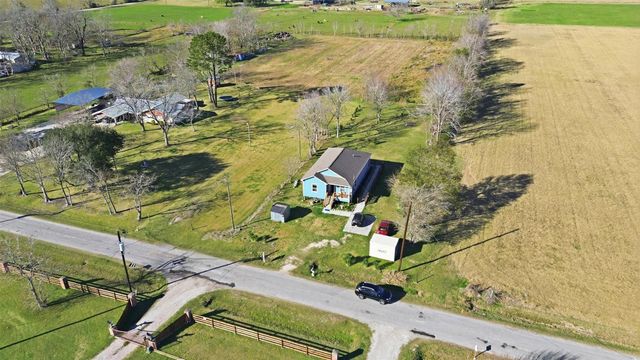 7472 County Road 605, Dayton, TX 77535