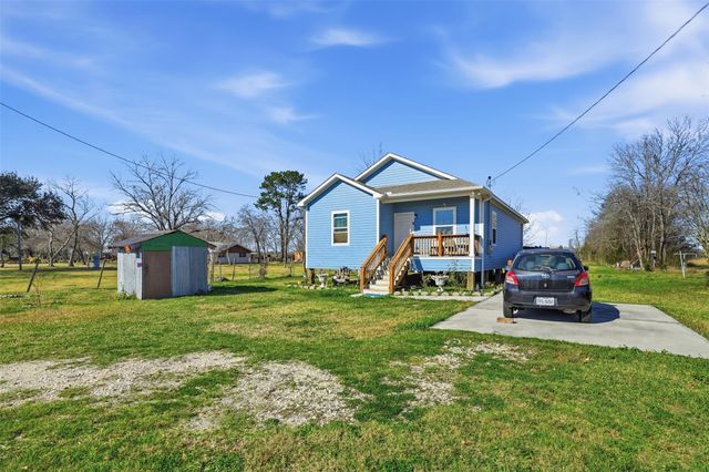 7472 County Road 605, Dayton, TX 77535