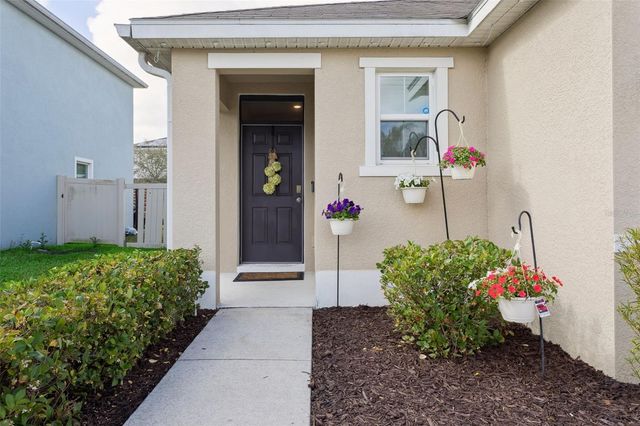 32772 ANSLEY BLOOM LANE, Wesley Chapel, FL 33543