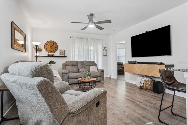 32772 ANSLEY BLOOM LANE, Wesley Chapel, FL 33543