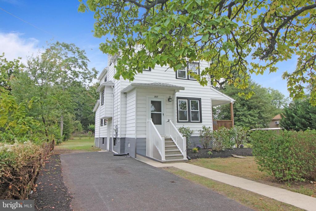 207 ALPHA AVE, Voorhees, NJ 08043