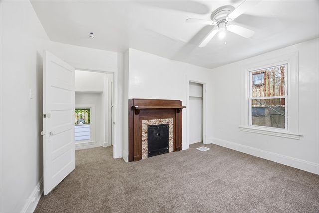 411 Natchez St, Mt Washington, PA 15211