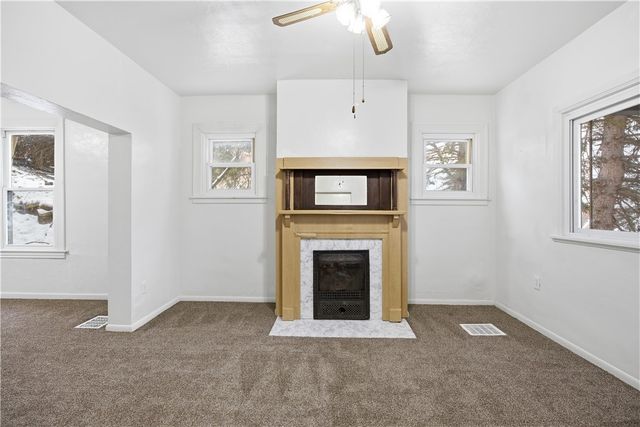 411 Natchez St, Mt Washington, PA 15211