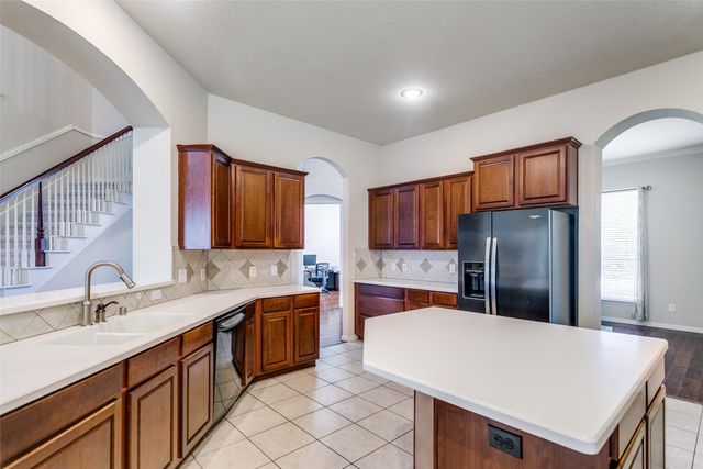 1800 Flint Ridge Drive, Allen, TX 75002