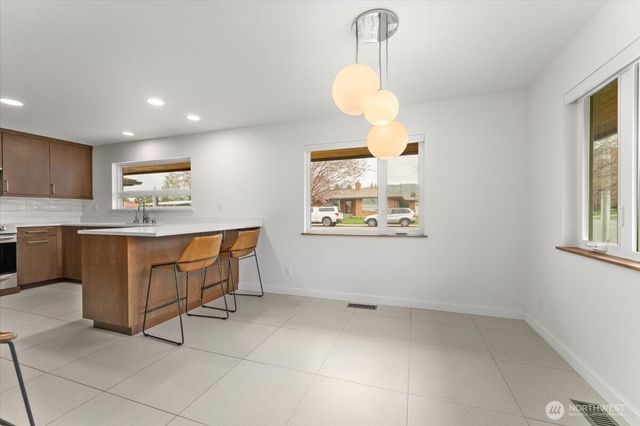 215 Pearl Street, Wenatchee, WA 98801