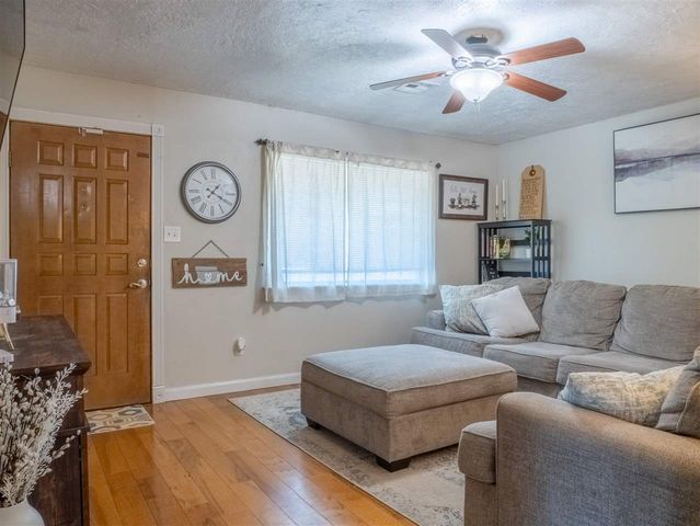 307 NE Skyline Circle, Lawton, OK 73507