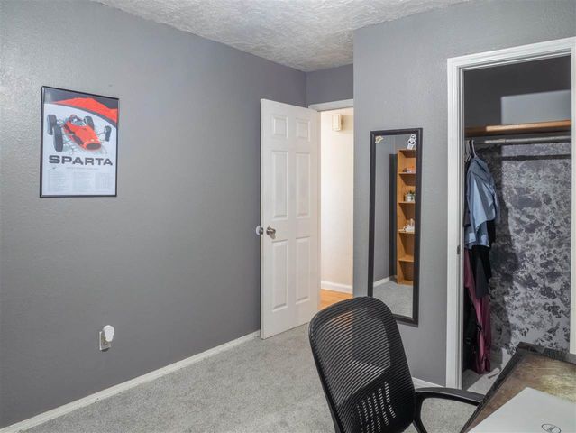 307 NE Skyline Circle, Lawton, OK 73507