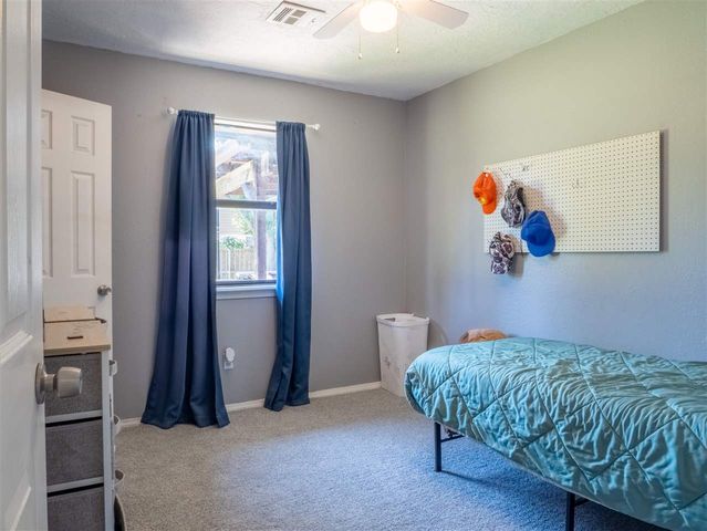307 NE Skyline Circle, Lawton, OK 73507