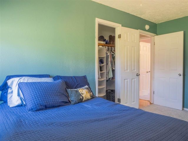 307 NE Skyline Circle, Lawton, OK 73507