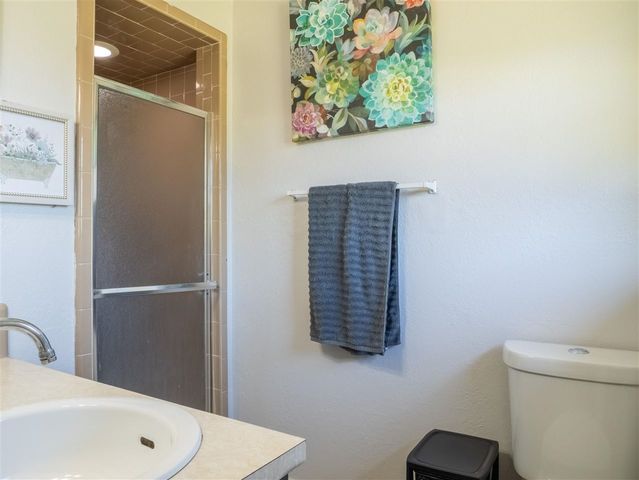 307 NE Skyline Circle, Lawton, OK 73507