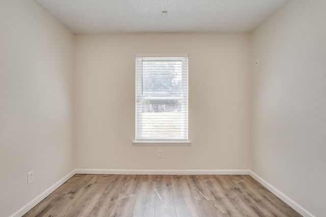 6411 Brooklawn Drive, Arlington, TX 76018