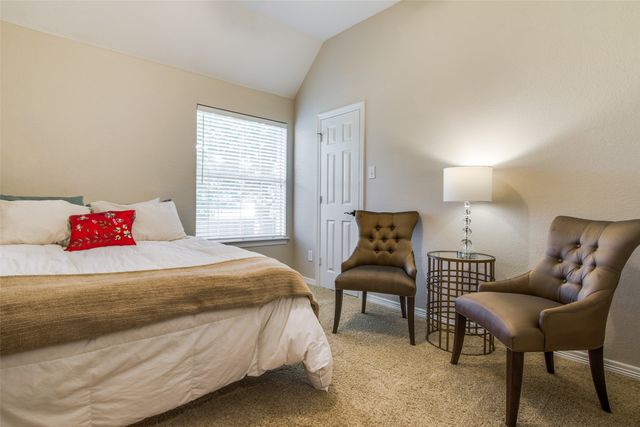 700 Essex Court, Southlake, TX 76092