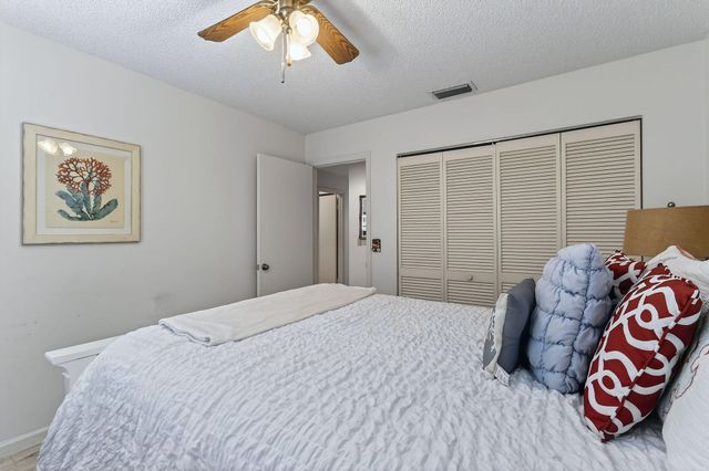 717 Ocean Dunes Circle, Jupiter, FL 33477