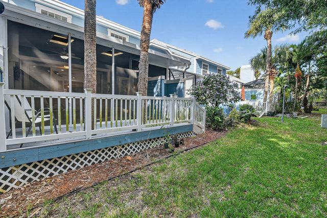 717 Ocean Dunes Circle, Jupiter, FL 33477