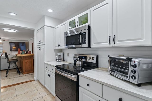 717 Ocean Dunes Circle, Jupiter, FL 33477