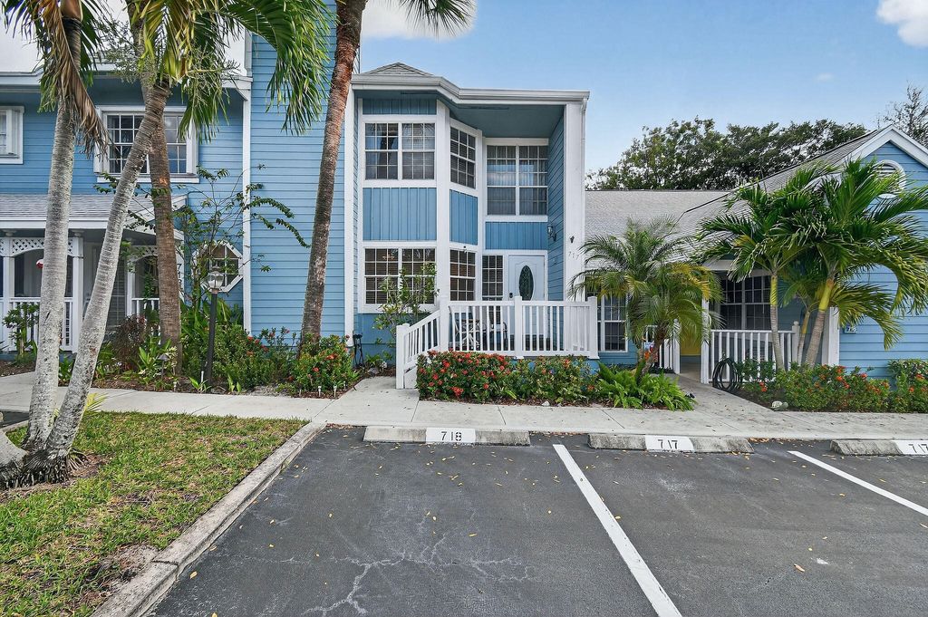 717 Ocean Dunes Circle, Jupiter, FL 33477