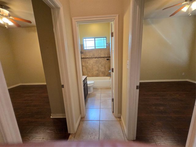 141 Kokomo LN, Bastrop, TX 78602