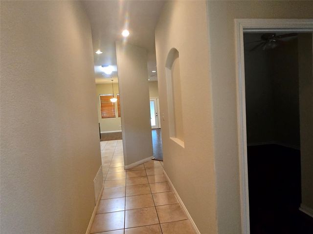141 Kokomo LN, Bastrop, TX 78602