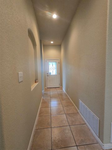141 Kokomo LN, Bastrop, TX 78602