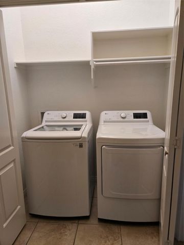 141 Kokomo LN, Bastrop, TX 78602
